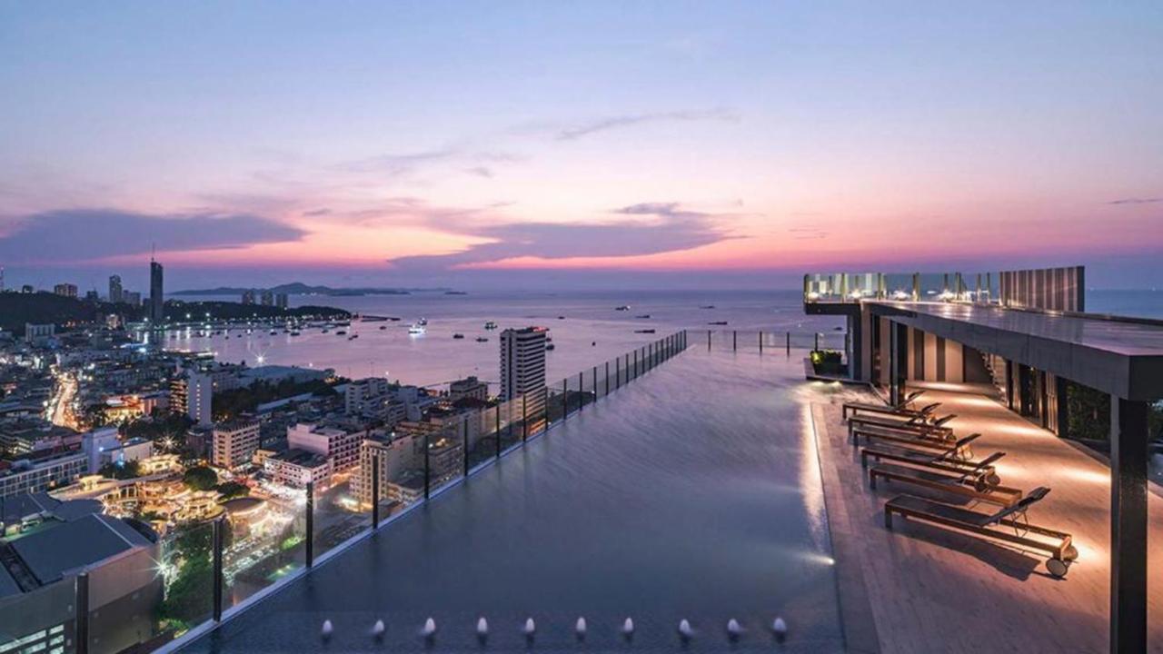 The Base Infinity Apartment Pattaya Exterior photo