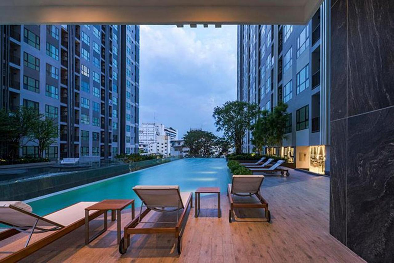 The Base Infinity Apartment Pattaya Exterior photo